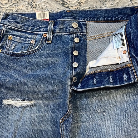 Levi’s Jean Skirt - Picture 5 of 5